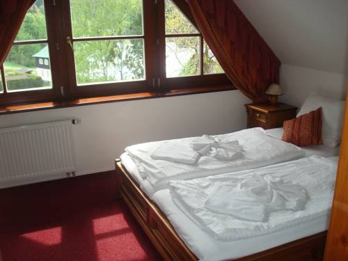 Imagen de la habitación del Hotel Sport Pomi. Foto 9