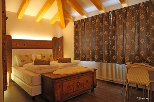 Imagen de la habitación del Hotel Sport Stella Alpina. Foto 8