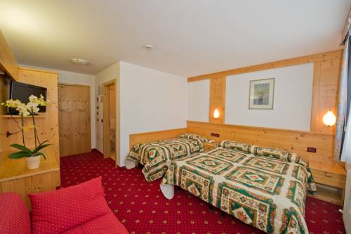 Imagen de la habitación del Hotel Sport Vittoria, Passo Tonale. Foto 14