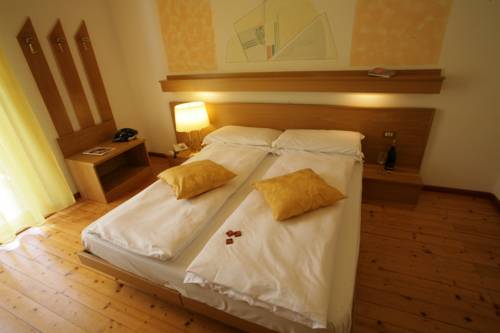 Imagen de la habitación del Hotel Sport & Wellness Cristallo. Foto 7