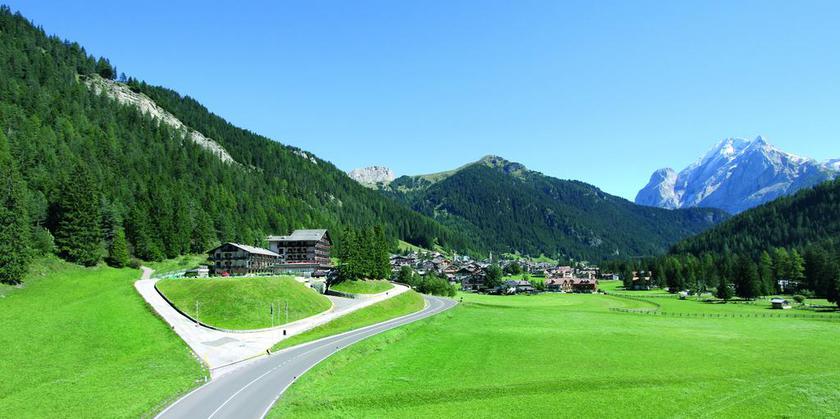 Imagen general del Hotel Sport and Club Il Caminetto Resort. Foto 14