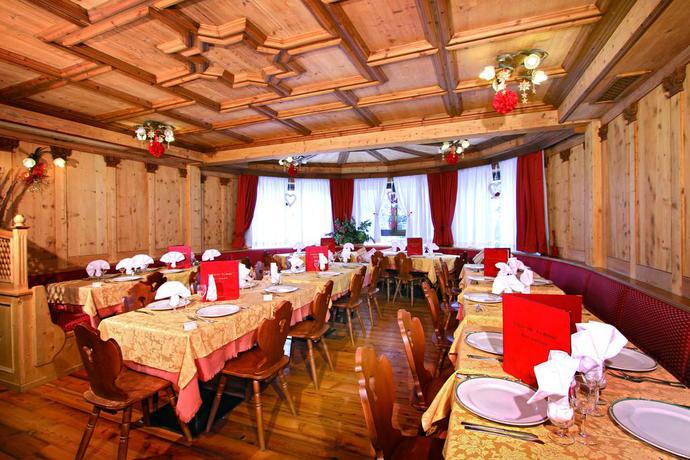 Imagen general del Hotel Sport and Club Il Caminetto Resort. Foto 1