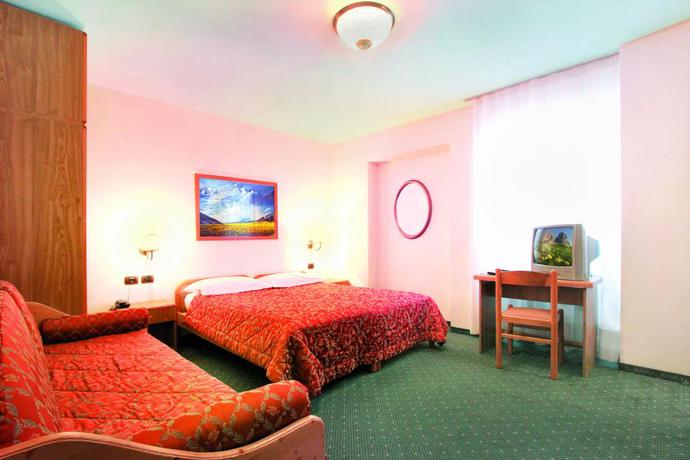 Imagen general del Hotel Sport and Club Il Caminetto Resort. Foto 13