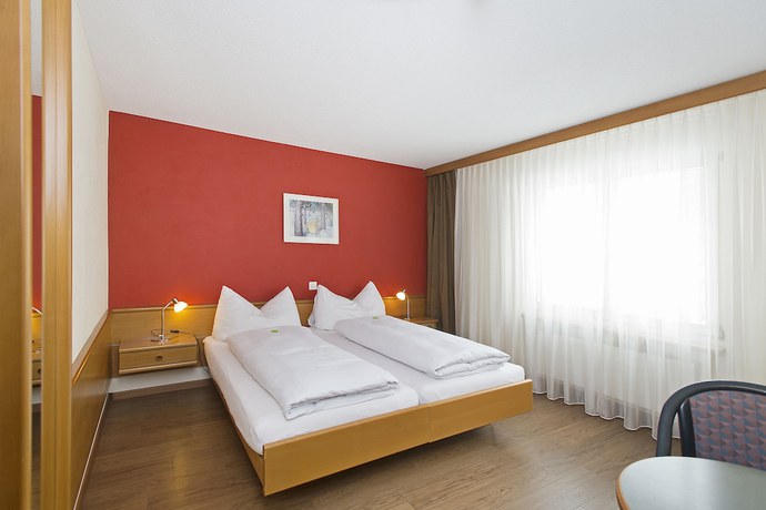 Imagen general del Hotel Sportcenter F&uuml;nf D&ouml;rfer. Foto 4