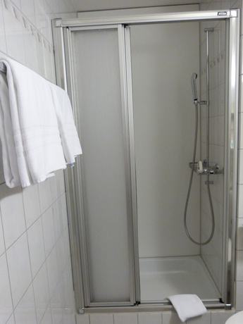 Imagen de la habitación del Hotel Sportcenter F&uuml;nf D&ouml;rfer. Foto 12