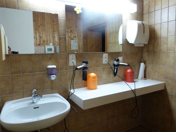Imagen de la habitación del Hotel Sportcenter F&uuml;nf D&ouml;rfer. Foto 17