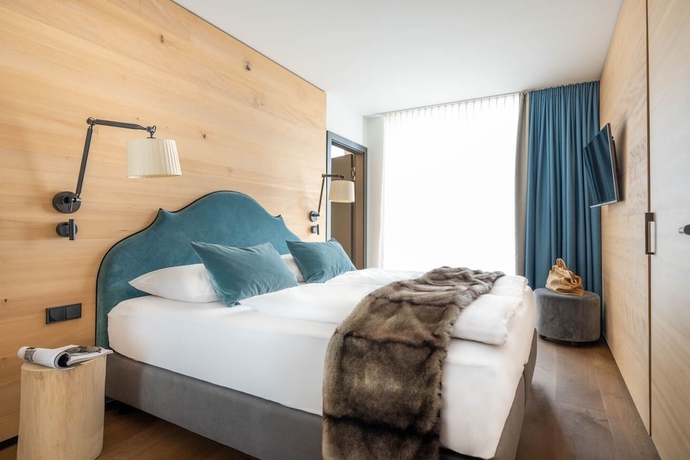 Imagen de la habitación del Hotel Sporthotel Chalets. Foto 13