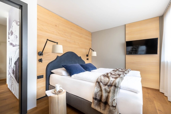 Imagen de la habitación del Hotel Sporthotel Chalets. Foto 14