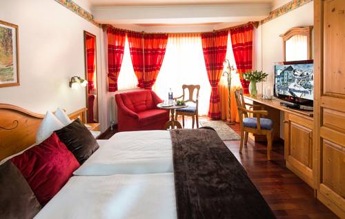 Imagen de la habitación del Hotel Sporthotel Cinderella. Foto 6