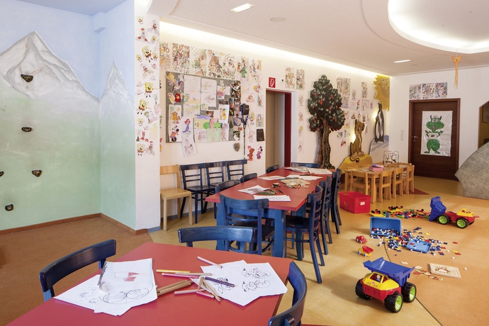 Imagen de los interiores del Hotel Sporthotel Fontana. Foto 15
