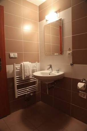 Imagen de la habitación del Hotel Sporthotel Hostivice. Foto 3