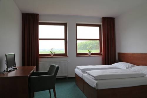 Imagen de la habitación del Hotel Sporthotel Hostivice. Foto 6