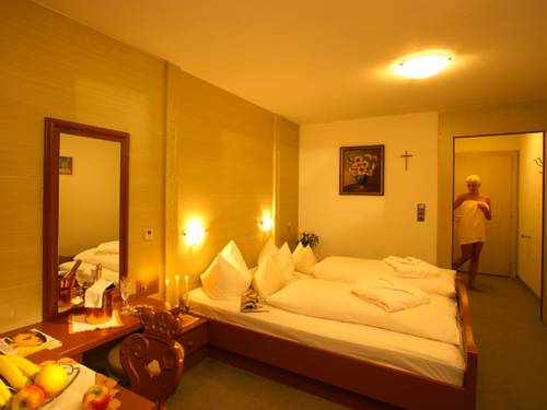 Imagen de la habitación del Hotel Sporthotel Krone. Foto 8