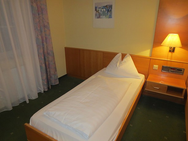 Imagen de la habitación del Hotel Sporthotel Kurz. Foto 9