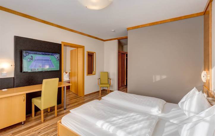 Imagen de la habitación del Hotel Sporthotel Kurz. Foto 10