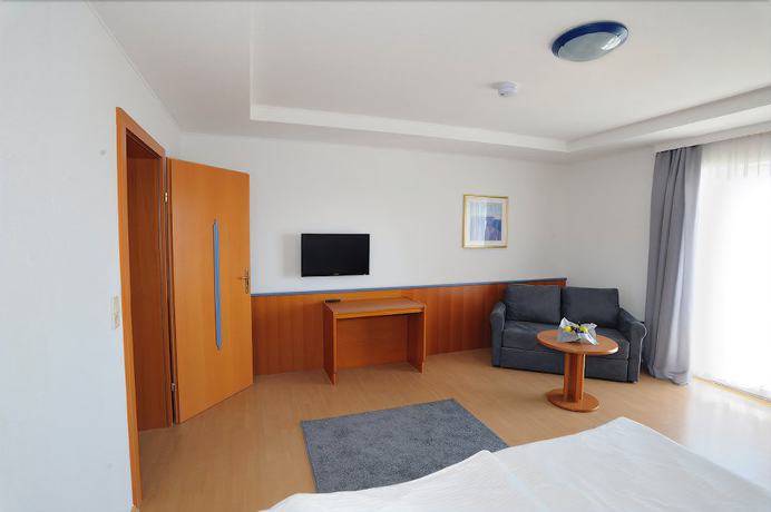 Imagen de la habitación del Hotel Sporthotel Podersdorf. Foto 6