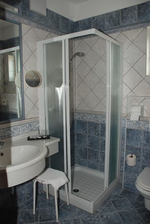 Imagen de la habitación del Hotel Sporthotel Podersdorf. Foto 8