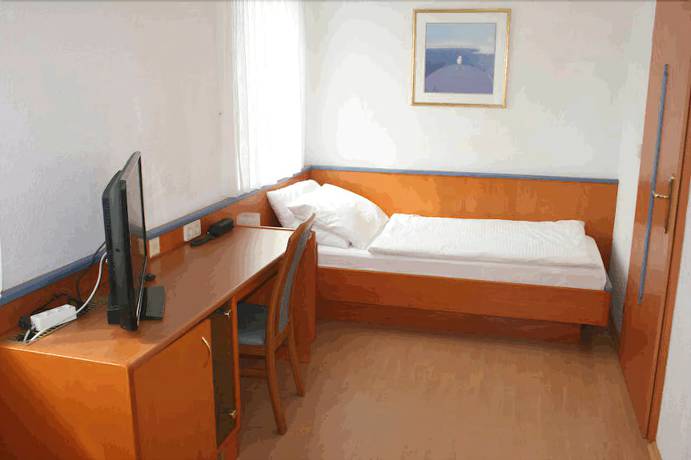 Imagen de la habitación del Hotel Sporthotel Podersdorf. Foto 11