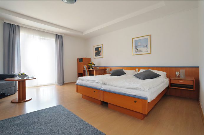 Imagen de la habitación del Hotel Sporthotel Podersdorf. Foto 12