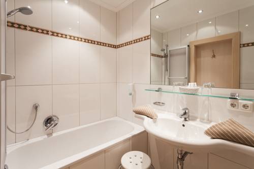 Imagen de la habitación del Hotel Sporthotel Sch&ouml;nruh. Foto 6
