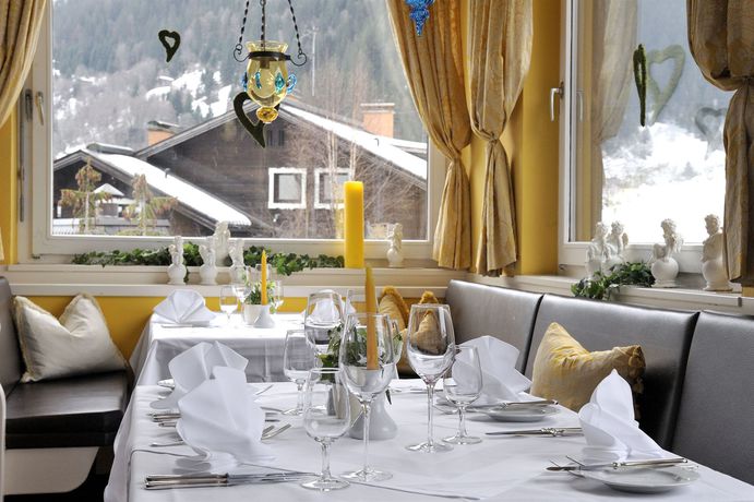 Imagen del bar/restaurante del Hotel Sporthotel Silvretta Montafon. Foto 6