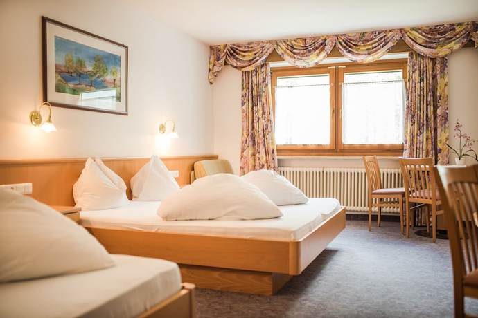 Imagen de la habitación del Hotel Sporthotel St. Michael. Foto 2