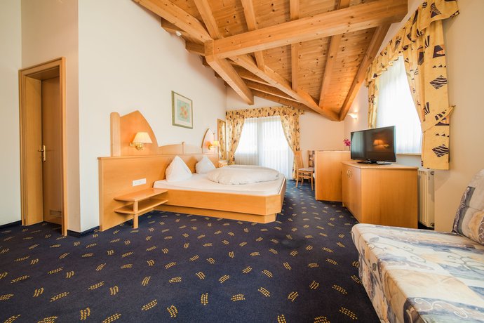Imagen de la habitación del Hotel Sporthotel St. Michael. Foto 8