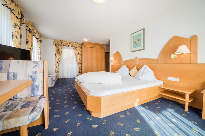 Imagen de la habitación del Hotel Sporthotel St. Michael. Foto 9