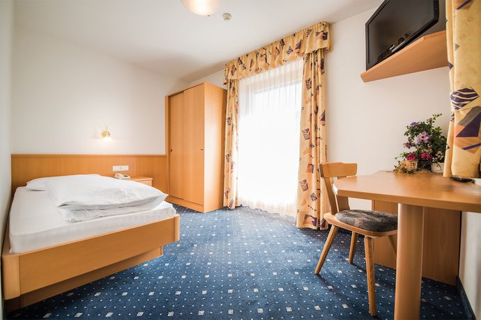 Imagen de la habitación del Hotel Sporthotel St. Michael. Foto 10