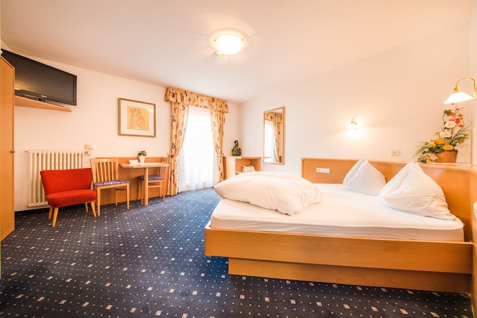 Imagen de la habitación del Hotel Sporthotel St. Michael. Foto 19