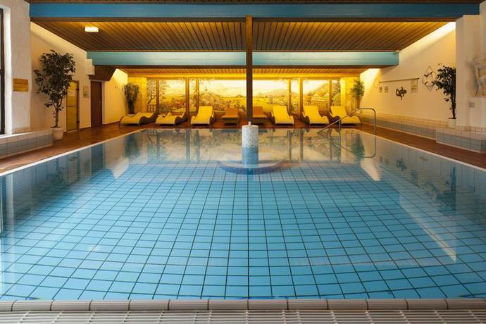 Imagen de la piscina del Hotel Sporthotel Wilder Kaiser. Foto 18