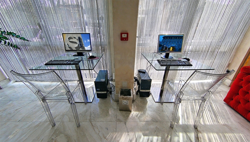 Imagen de los interiores del Hotel Sporting Brugherio. Foto 14