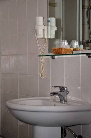 Imagen de la habitación del Hotel Sporting, Casarsa della Delizia. Foto 6