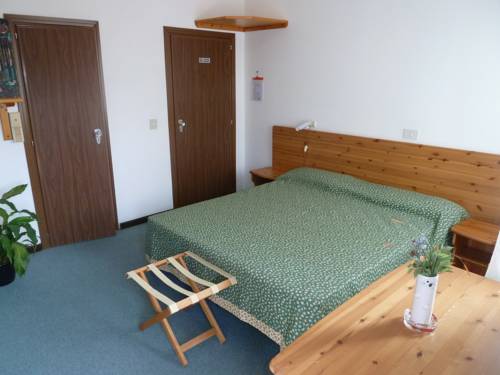 Imagen de la habitación del Hotel Sporting Club. Foto 5