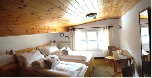 Imagen de la habitación del Hotel Sporting Club. Foto 11