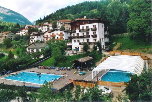 Imagen de la habitación del Hotel Sporting Club, Pelos di Cadore. Foto 2