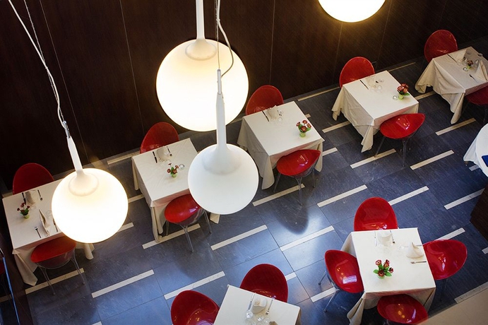 Imagen del bar/restaurante del Hotel Sporting Cologno. Foto 3