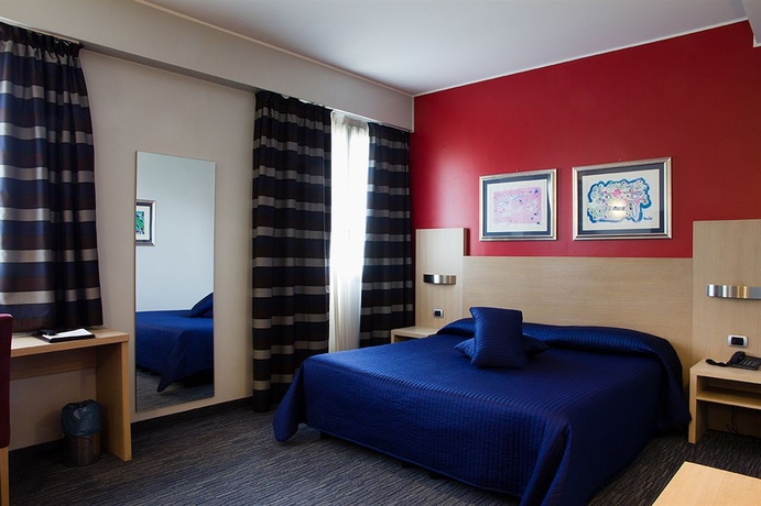 Imagen de la habitación del Hotel Sporting Cologno. Foto 10