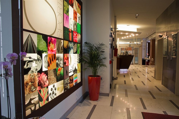 Imagen de los interiores del Hotel Sporting Cologno. Foto 16