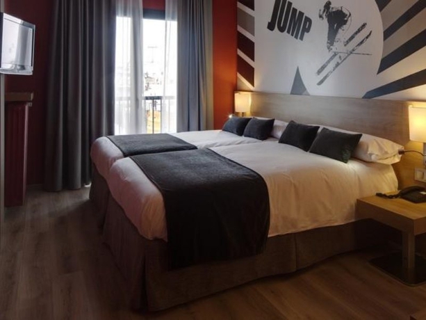 Imagen general del Hotel Sporting, Pas de la Casa. Foto 5