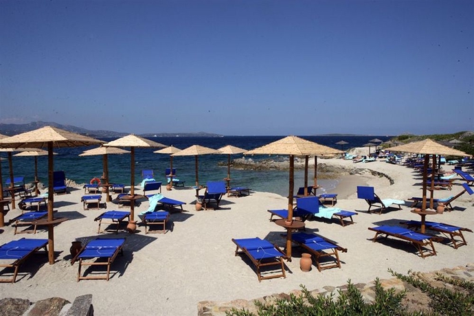 Imagen de los exteriores del Hotel Sporting, Porto Rotondo. Foto 6