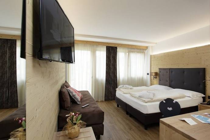 Imagen de la habitación del Hotel Sporting Ravelli. Foto 8