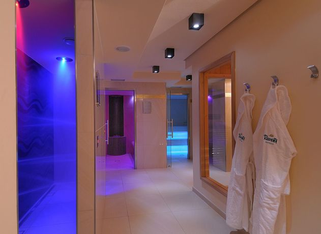 Imagen de los interiores del Hotel Sporting Ravelli. Foto 12
