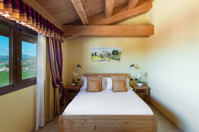 Imagen de la habitación del Hotel Sporting San Felice. Foto 12