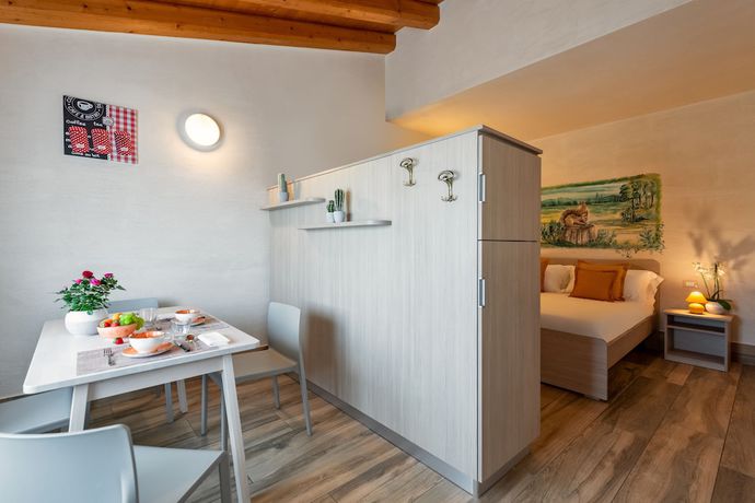 Imagen de la habitación del Hotel Sporting San Felice. Foto 15