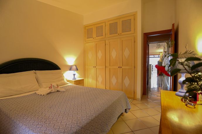 Imagen de la habitación del Hotel Sporting Tanca Manna. Foto 3