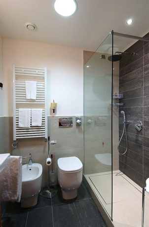 Imagen de la habitación del Hotel Sporting Trento. Foto 9