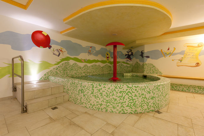 Imagen de los exteriores del Hotel Sporting, Vermiglio. Foto 13