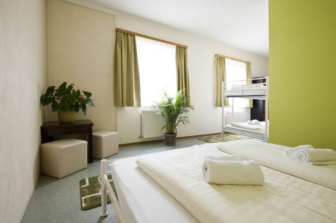 Imagen de la habitación del Hotel Sportland Inn. Foto 13