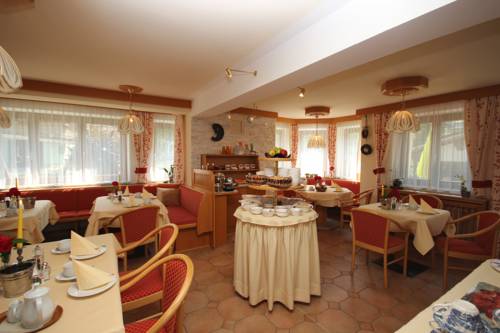 Imagen de la habitación del Hotel Sportpension Bergblick. Foto 15